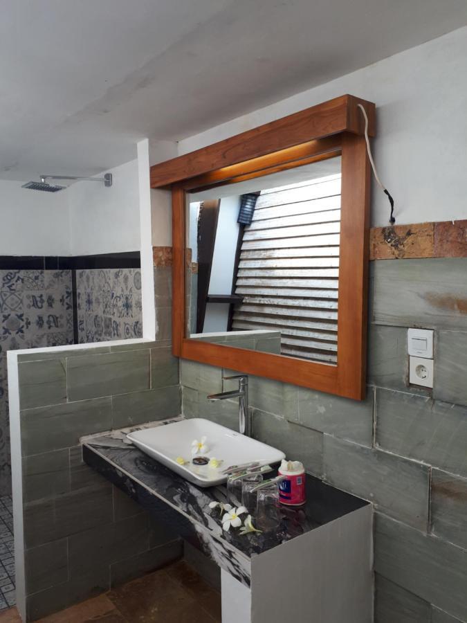 Coco Bale Hotell Gili Meno Exteriör bild